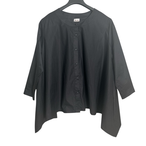 Planet Tops - Planet Button Front Asymmetrical Hemline Black Top OS